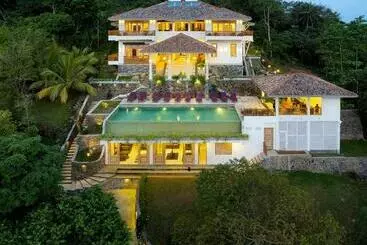 Pension Villa The Divine