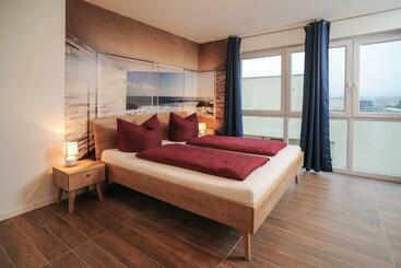 Designpension Idyll Nr 3   Hotel Garni   Sennhütte 1