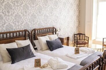 Hotel La Venta De Miyares   Casa De Indianos