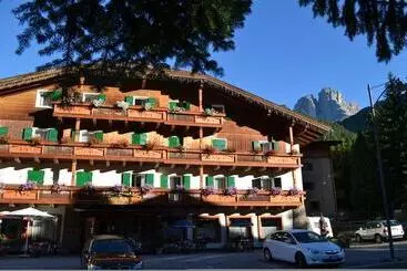酒店 Rododendro Val Di Fassa