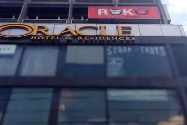 Hotel The Oracle & Residences