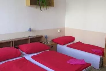 Отель Hostel Modrá