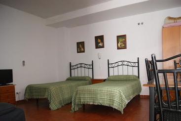 Hostal Alcazar I