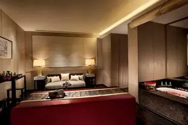 هتل Banyan Tree Tianjin Riverside