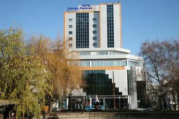 فندق Merian Palace