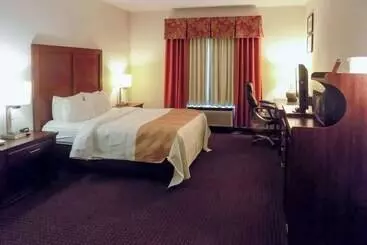 호텔 Quality Inn