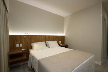 هتل Le Canard Joinville