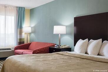 Hotel Quality Inn Calhoun North I75