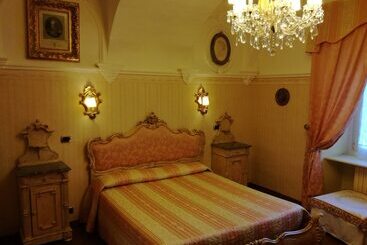 Ai Savoia B&b Guest House