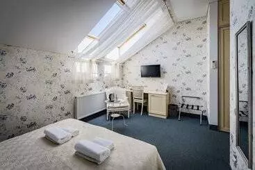 هتل Moon Garden Boutique