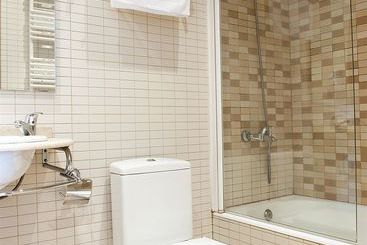 هتل Mh Apartments S Familia