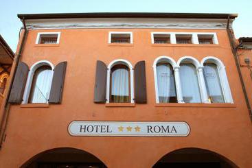 Отель Roma