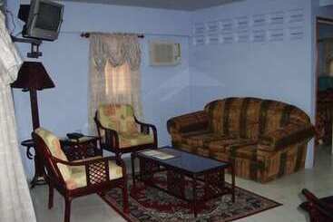 Lägenhet Kanuku Suites