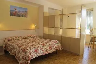 אתר נופש Aparthotel Villa Marinù