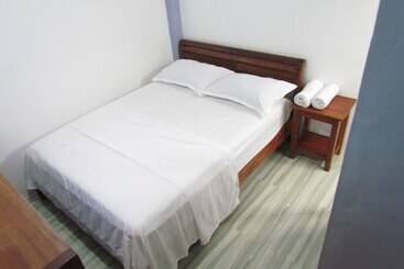 호텔 Mope Beach Resort