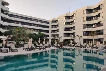 Luxury Apartment With Pool View