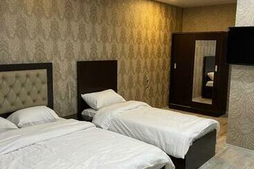 هتل آپارتمان Motel Blue Corner