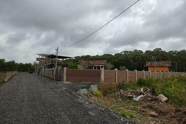 פנסיון Cherrok Guest House