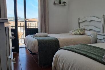 پانسیون Ncantadarooms