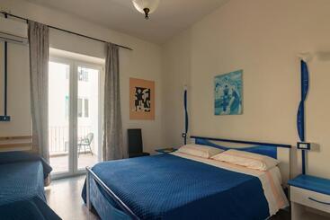 Villa Dei Sogni   Aparthotel Ischia Ponte