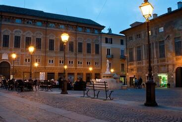 Pensione Due Finestre Sul Cortile