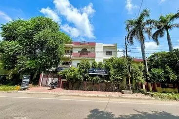 Majatalo Krishnam Guest House