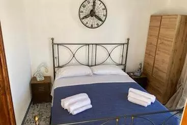 Pensió La Torre Dei Colombo