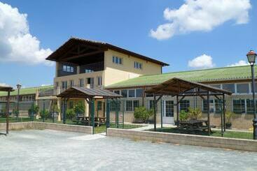 Albergue De Peregrinos Santiago Apostol