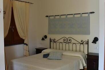 هتل Giardini Malaspina