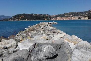 פנסיון Ca Di Ale