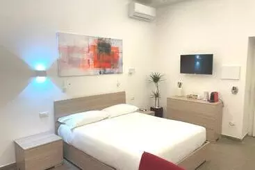 تختخواب و صبحانه Manfredi House San Pietro