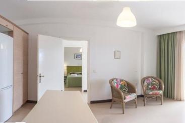 בית מלון כפרי Lilly Villa