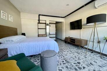 Hotel Estacion Alameda Downtown