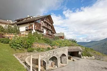 Aparthotel Residence Cianfuran  Happy Rentals