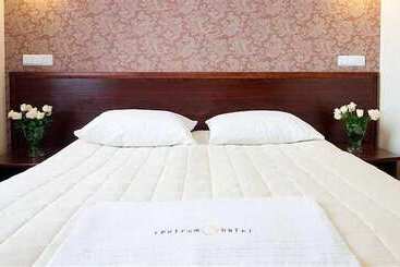 בית מלון כפרי Centrum