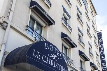 ホテル Logis Le Christina