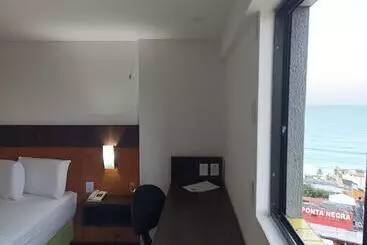 ホテル Natal Plaza Requinte, Conforto E Vista Para O Mar
