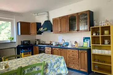 Pensiune La Casa Gialla