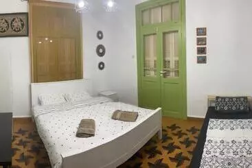 ペンション Guesthouse Comfy   Separate Rooms In The Apartment For A Relaxing Holiday
