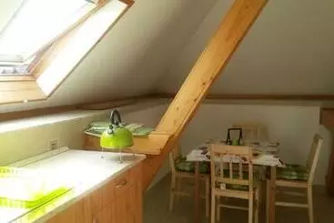 Pensionat Hold On Apartman