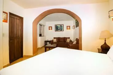 ホテル Casa Del Virrey & Suites