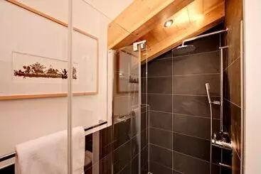 בית מלון כפרי Mountain Exposure Luxury Chalets & Penthouses & Apartments