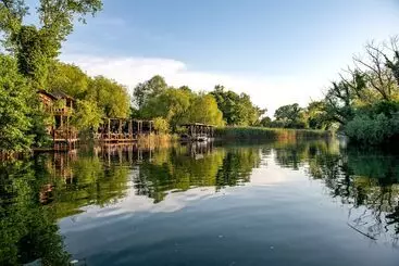 בית מלון כפרי Wineport Lodge Agva