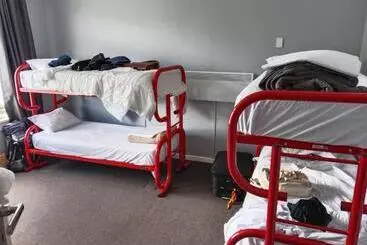 ユースホステル Lakeside Backpackers