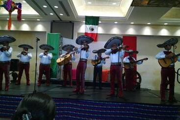 酒店 Suites At Vdp Flamingos Beach Resort And Spa