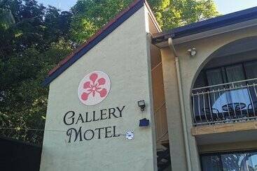 Gallery Motel