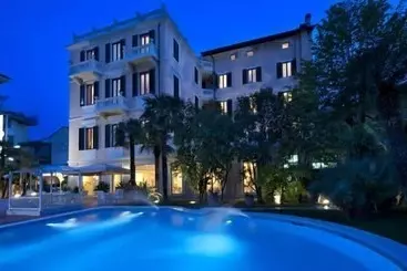 Отель Parma E Oriente