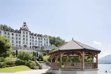 ホテル Le Palace De Menthon