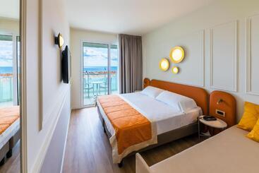 ホテル Montecarlo