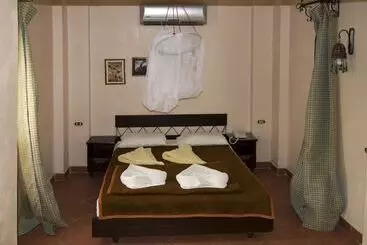 فندق Umbi Sharks Bay Diving Village